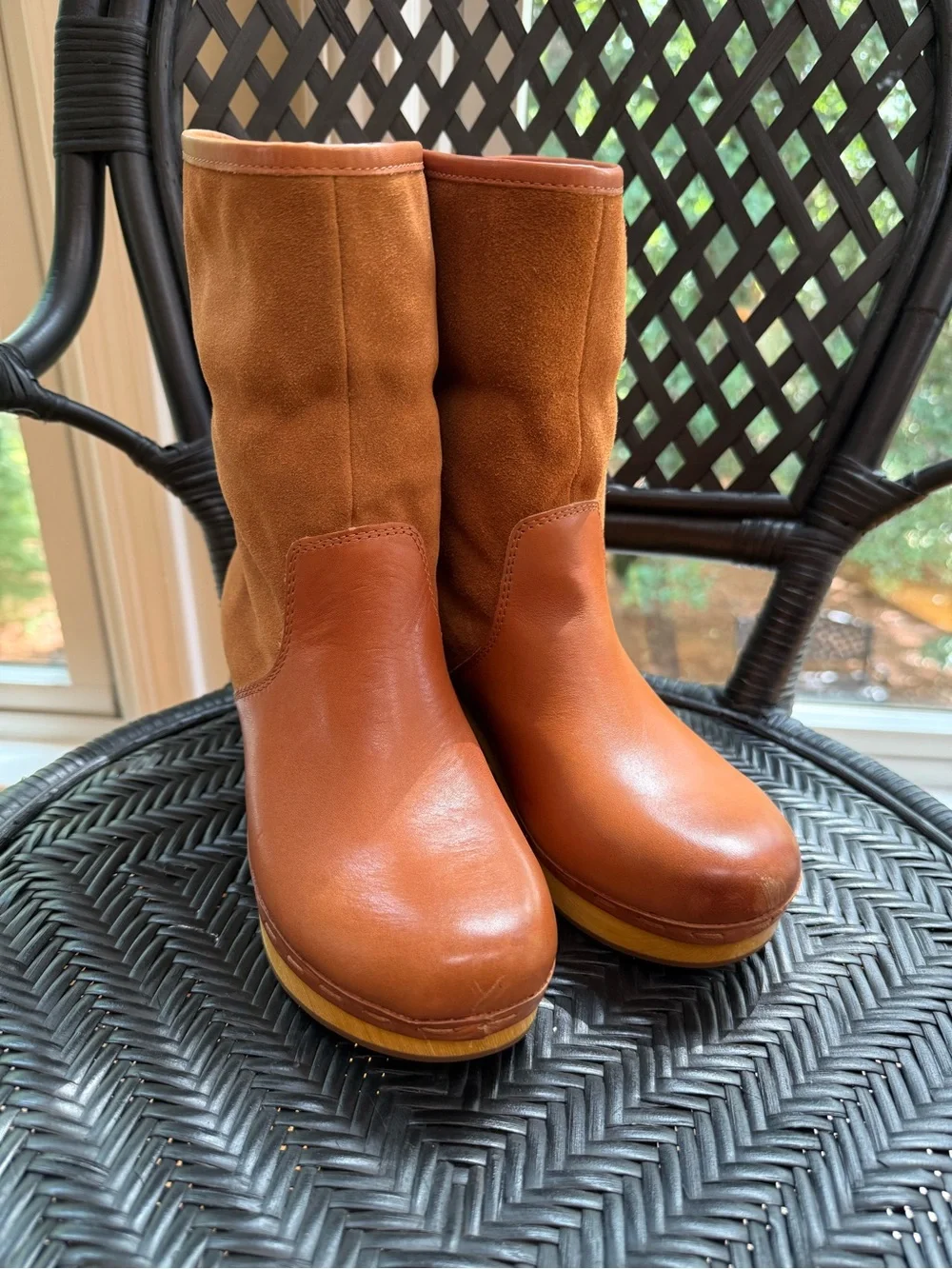Frye & Co Odessa Chestnut Brown Women’s Leather & Shearling Clog Boots